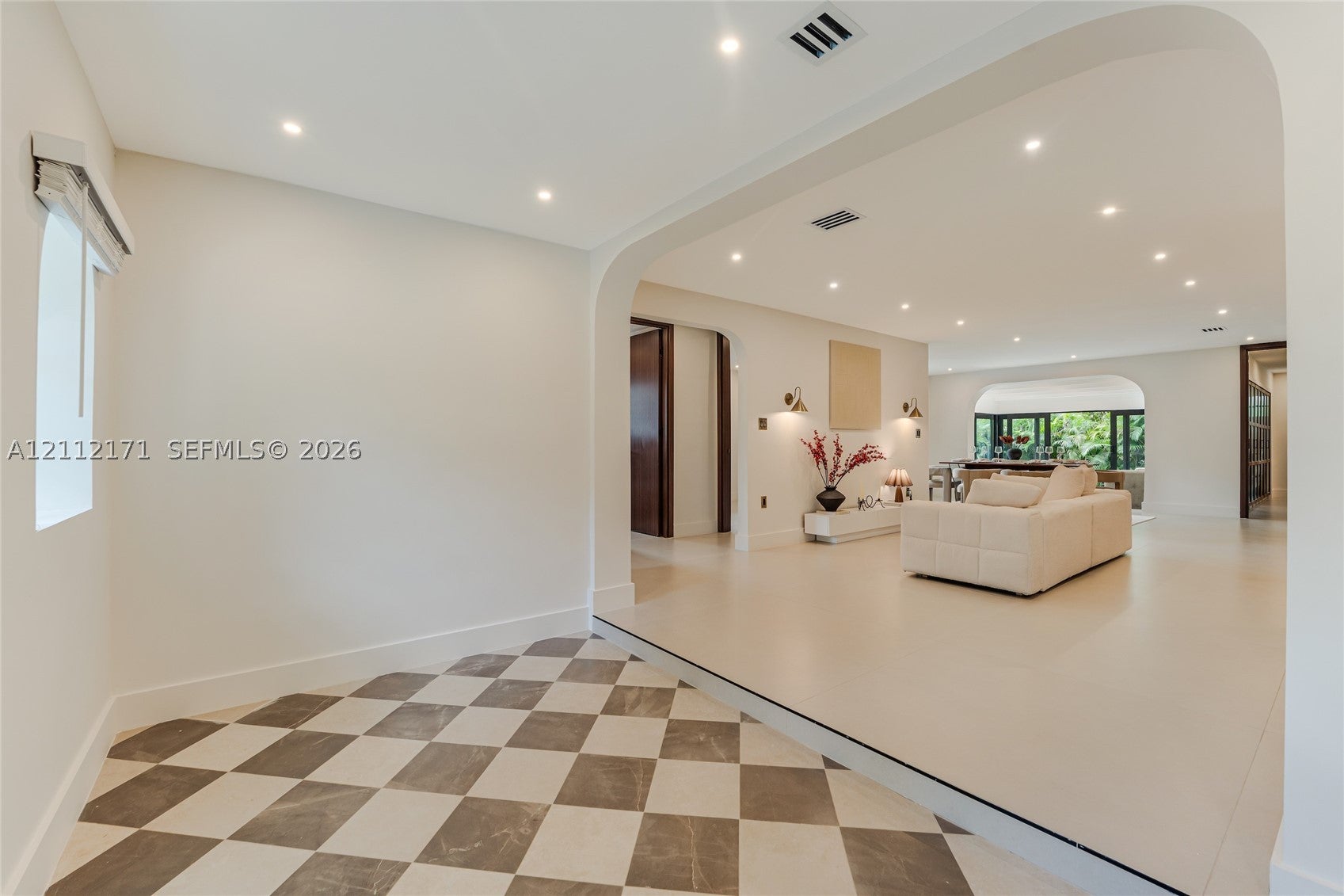 612 Minorca Ave, Coral Gables FL 33134