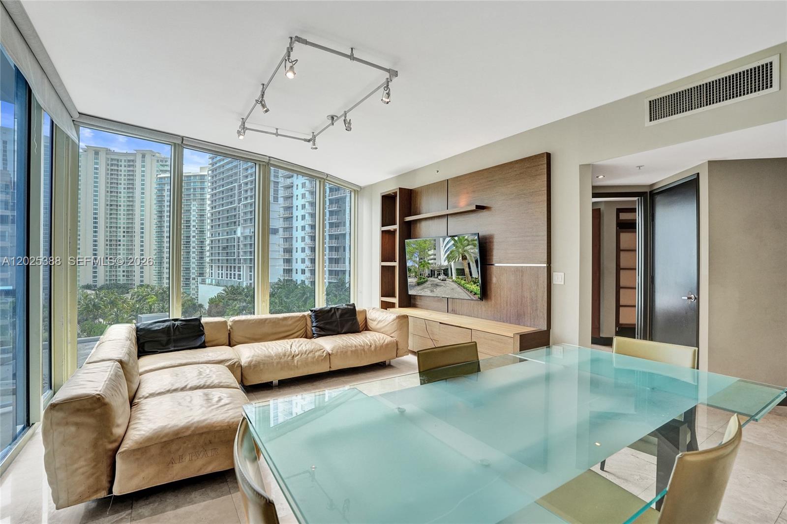 LAS OLAS RIVER HOUSE CONDO - Residential