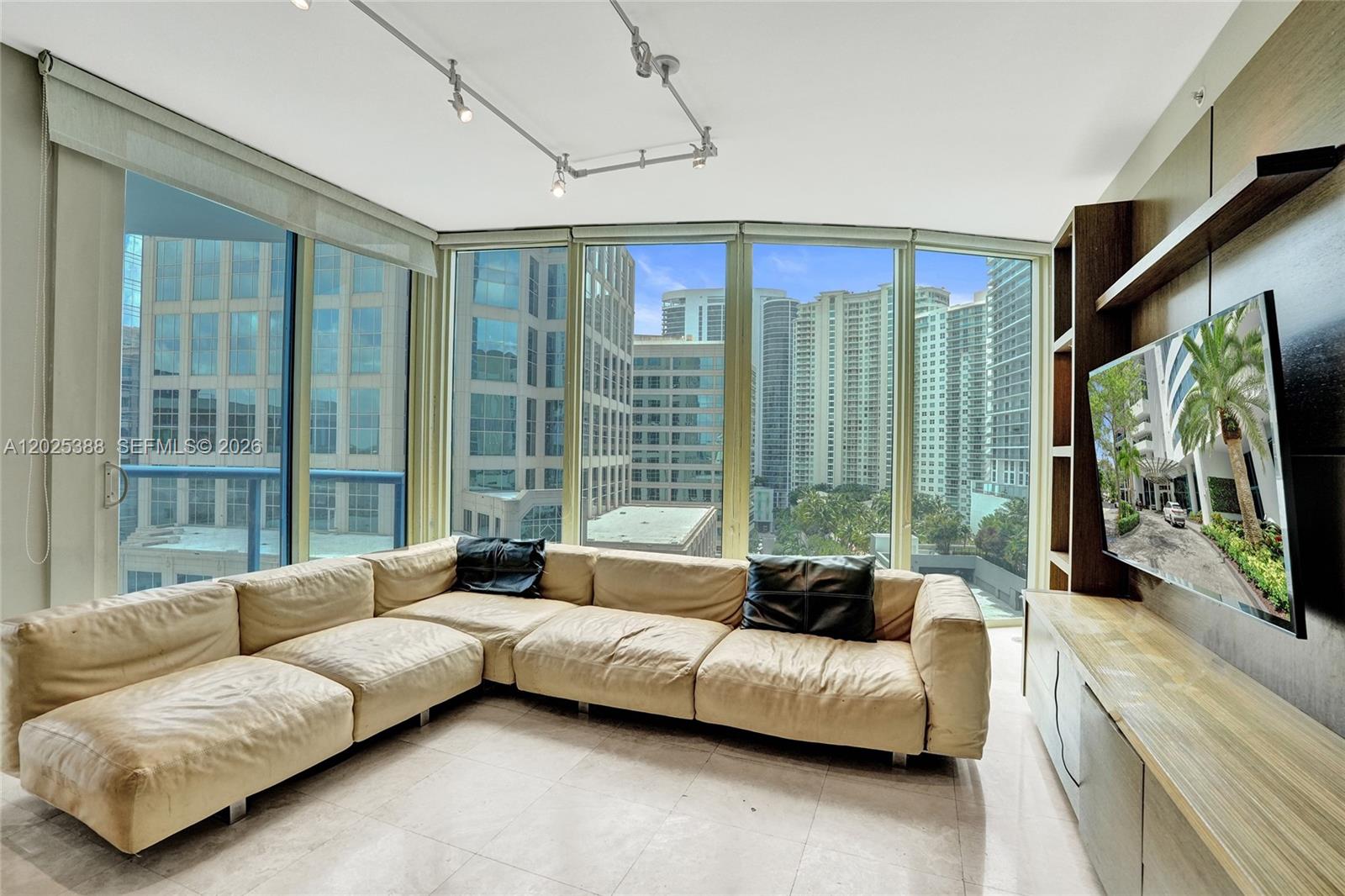 LAS OLAS RIVER HOUSE CONDO - Residential