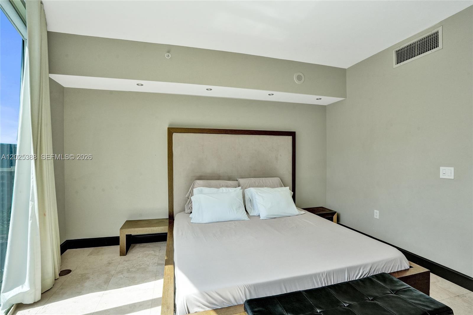 LAS OLAS RIVER HOUSE CONDO - Residential