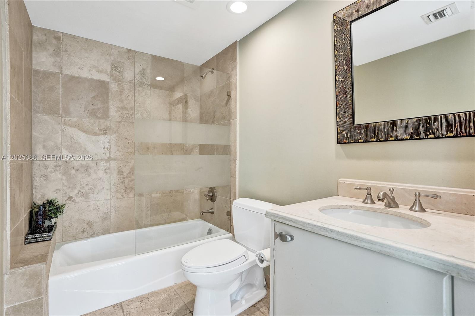 LAS OLAS RIVER HOUSE CONDO - Residential