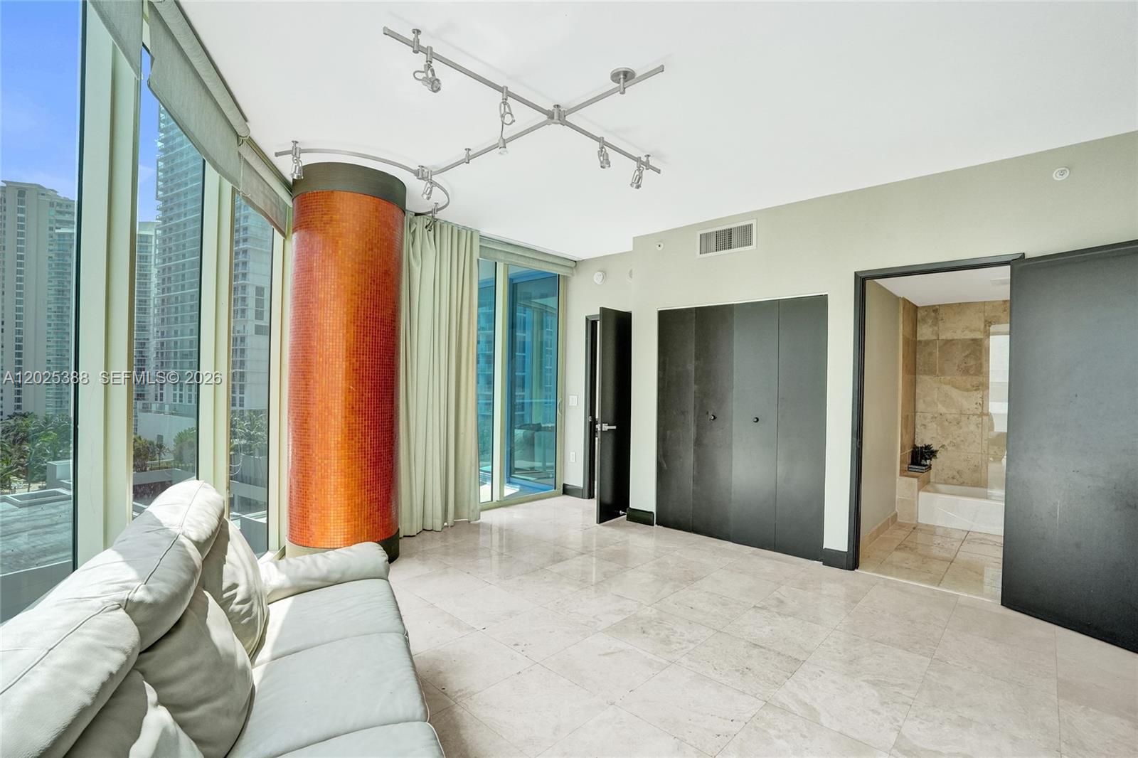 LAS OLAS RIVER HOUSE CONDO - Residential