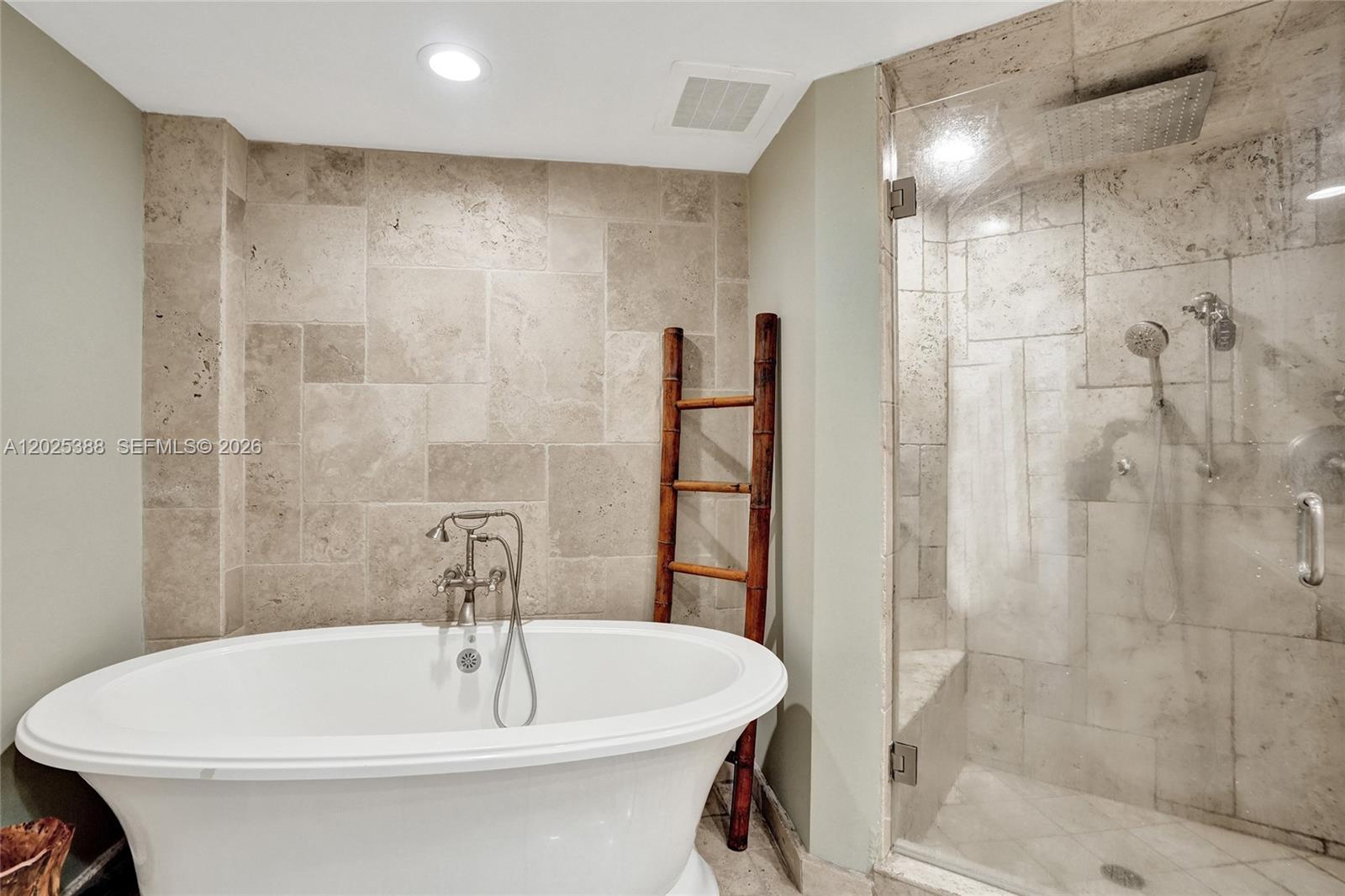 LAS OLAS RIVER HOUSE CONDO - Residential
