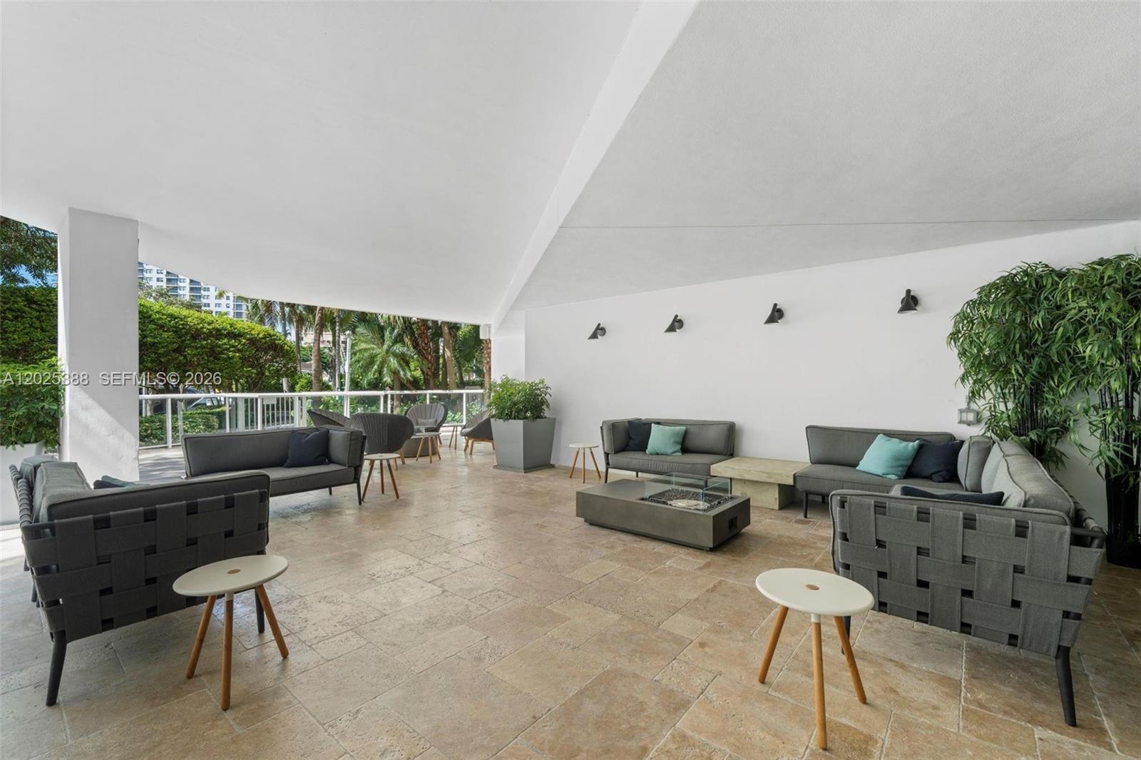 LAS OLAS RIVER HOUSE CONDO - Residential