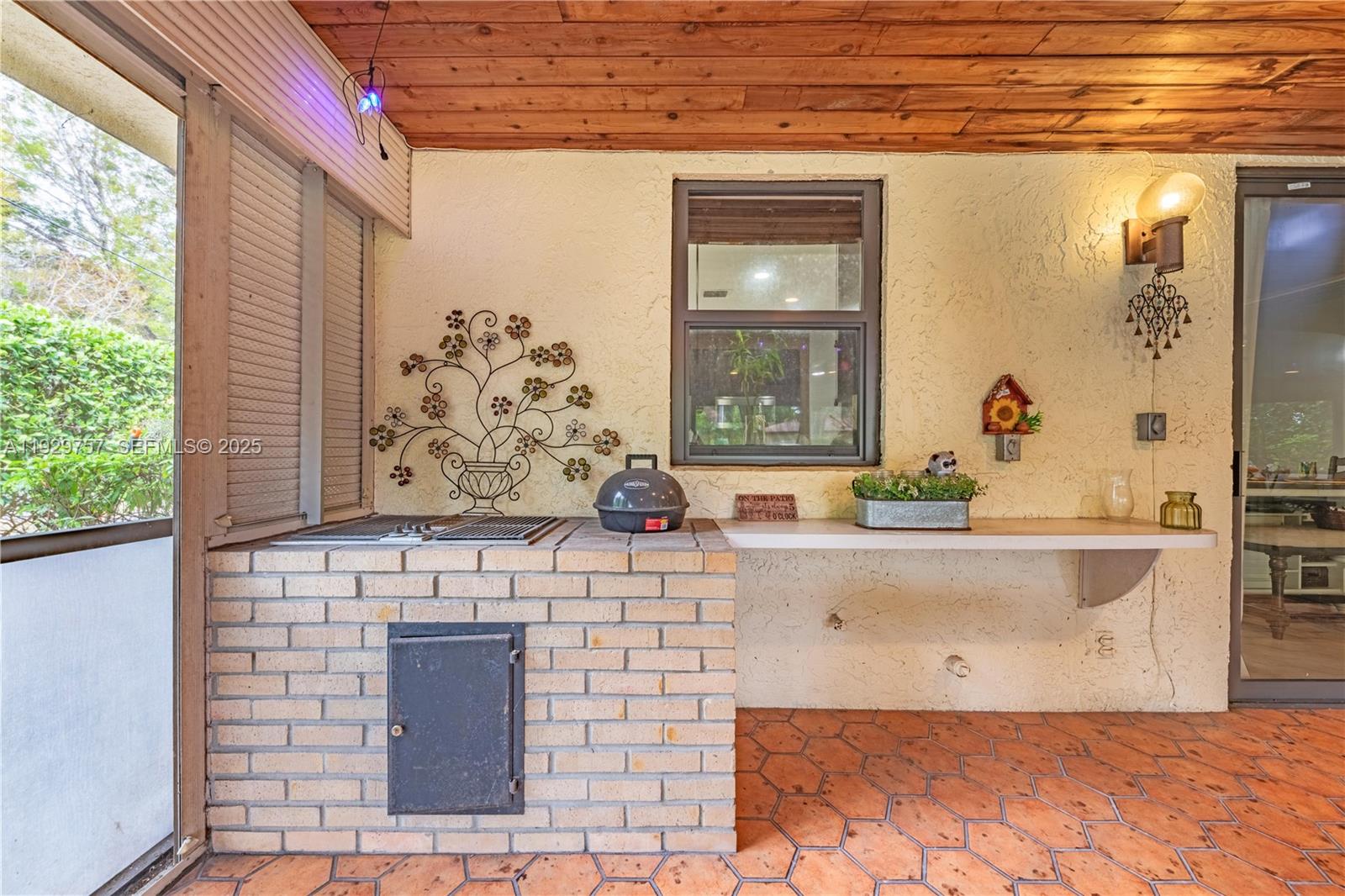 VILLAS AT WOODMONT TR 73 - Residential