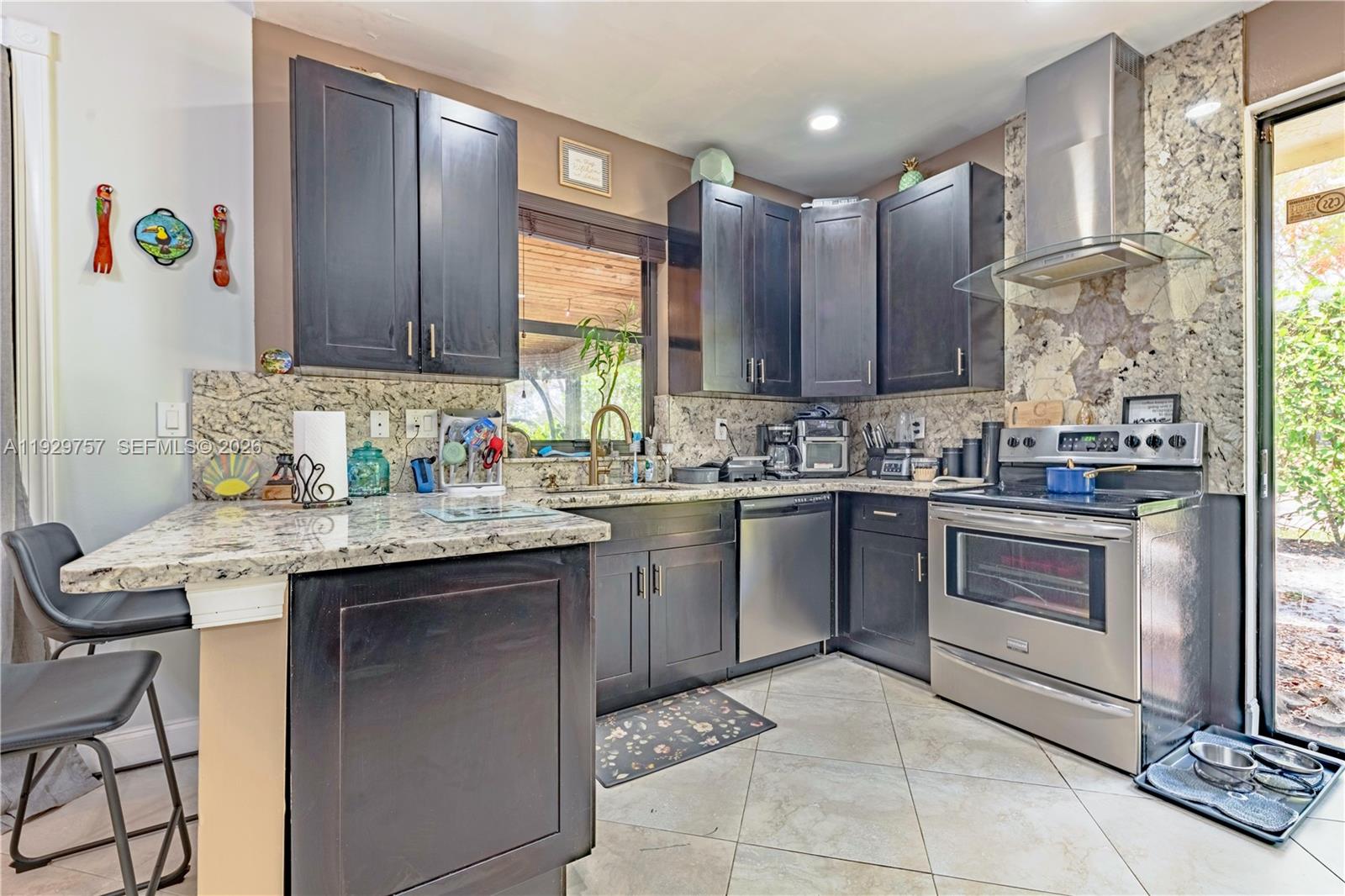 VILLAS AT WOODMONT TR 73 - Residential