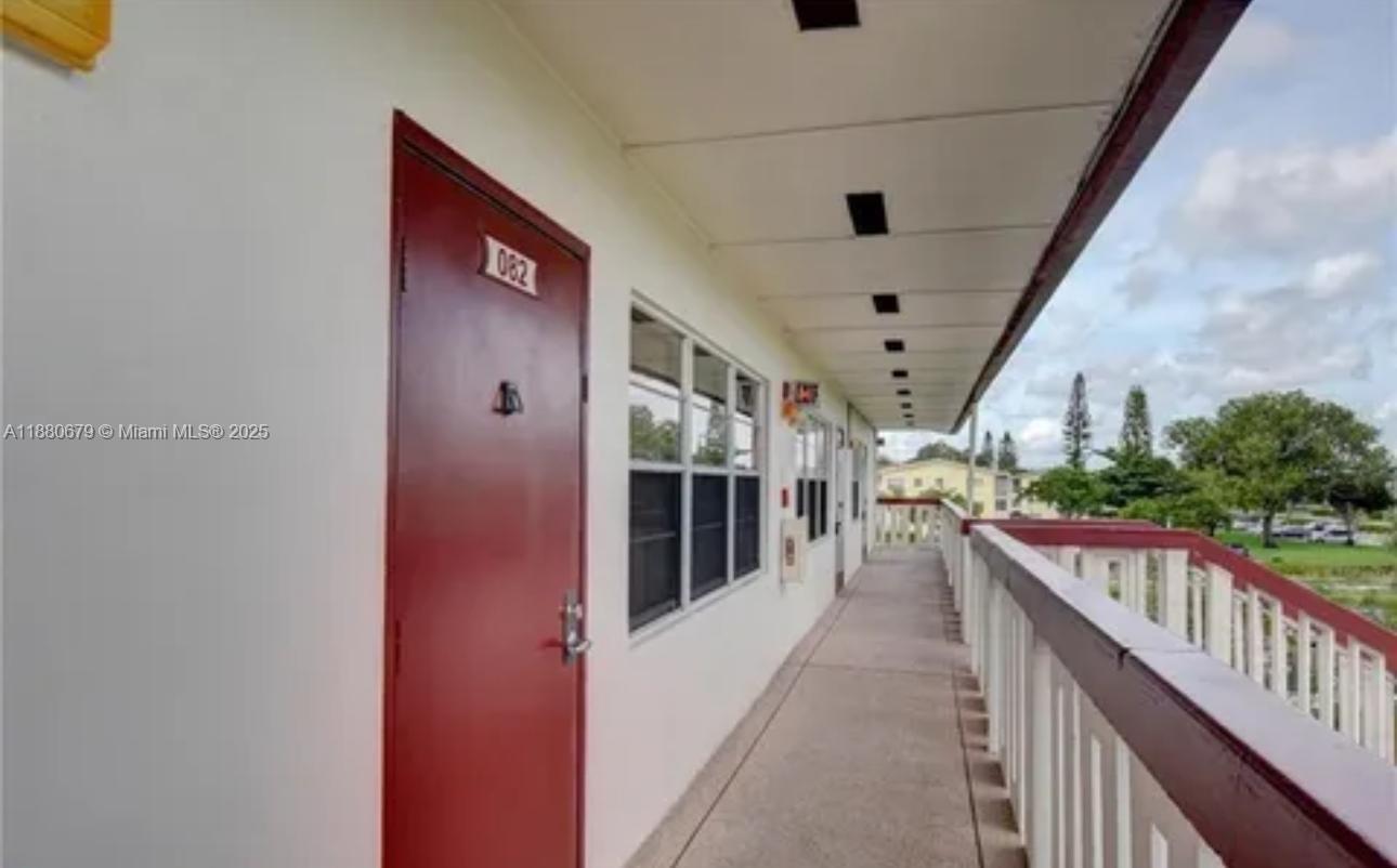 FANSHAW AT CENTURY VILLAG - Residential Lease