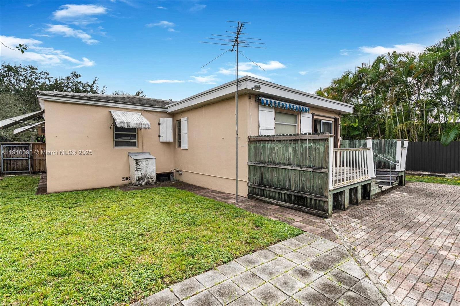 REV PL OF COUNTRY CLUB ES - Residential