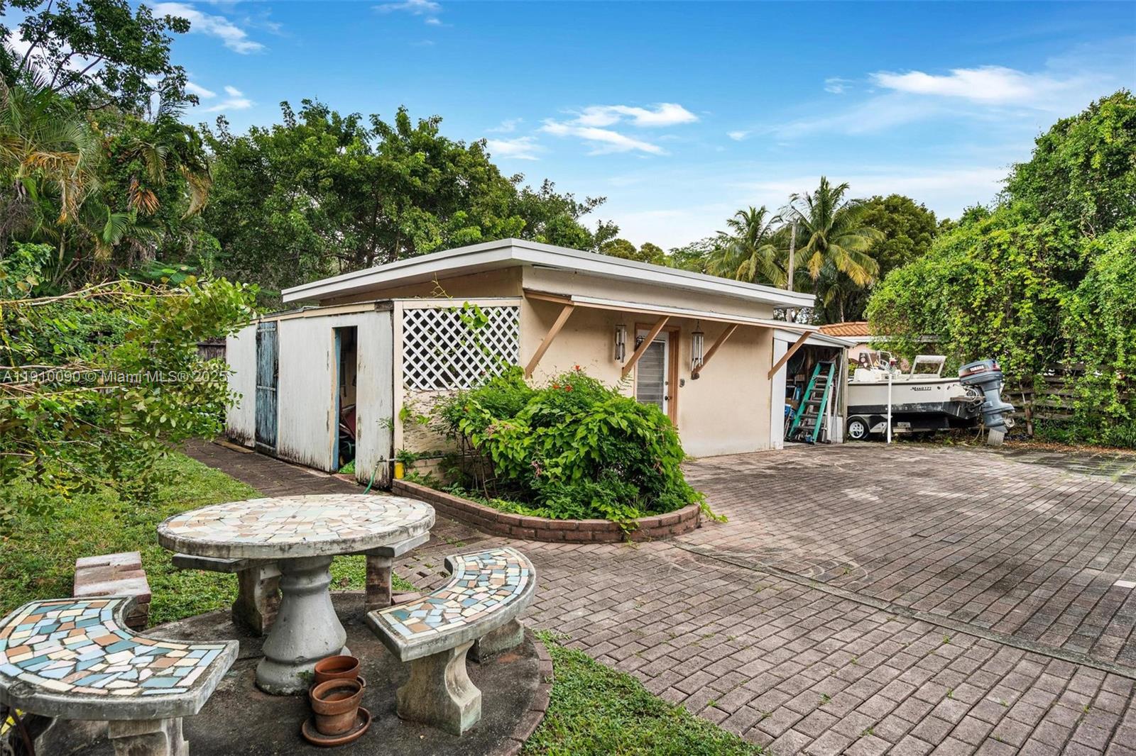 REV PL OF COUNTRY CLUB ES - Residential