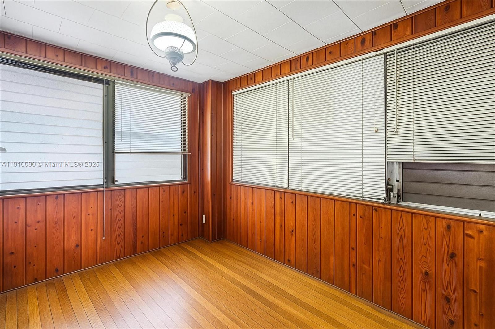 REV PL OF COUNTRY CLUB ES - Residential