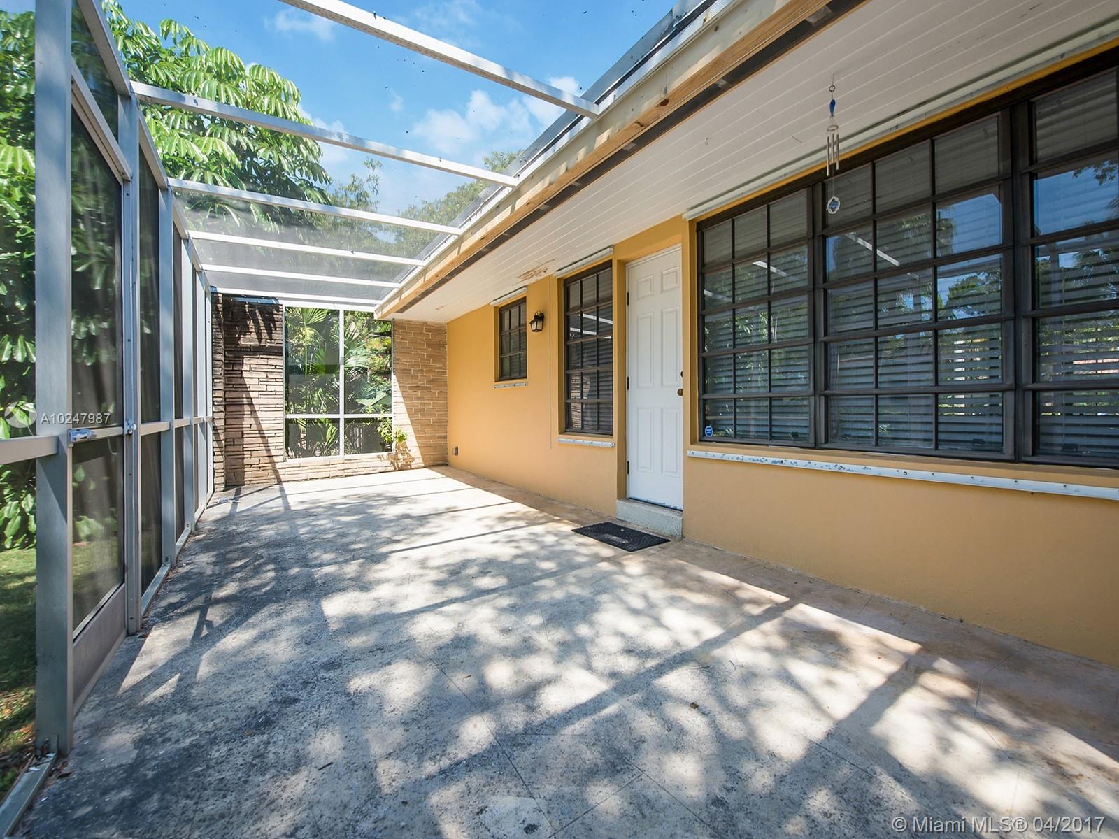 CORAL GABLES BISC BAY SEC - Residential Lease