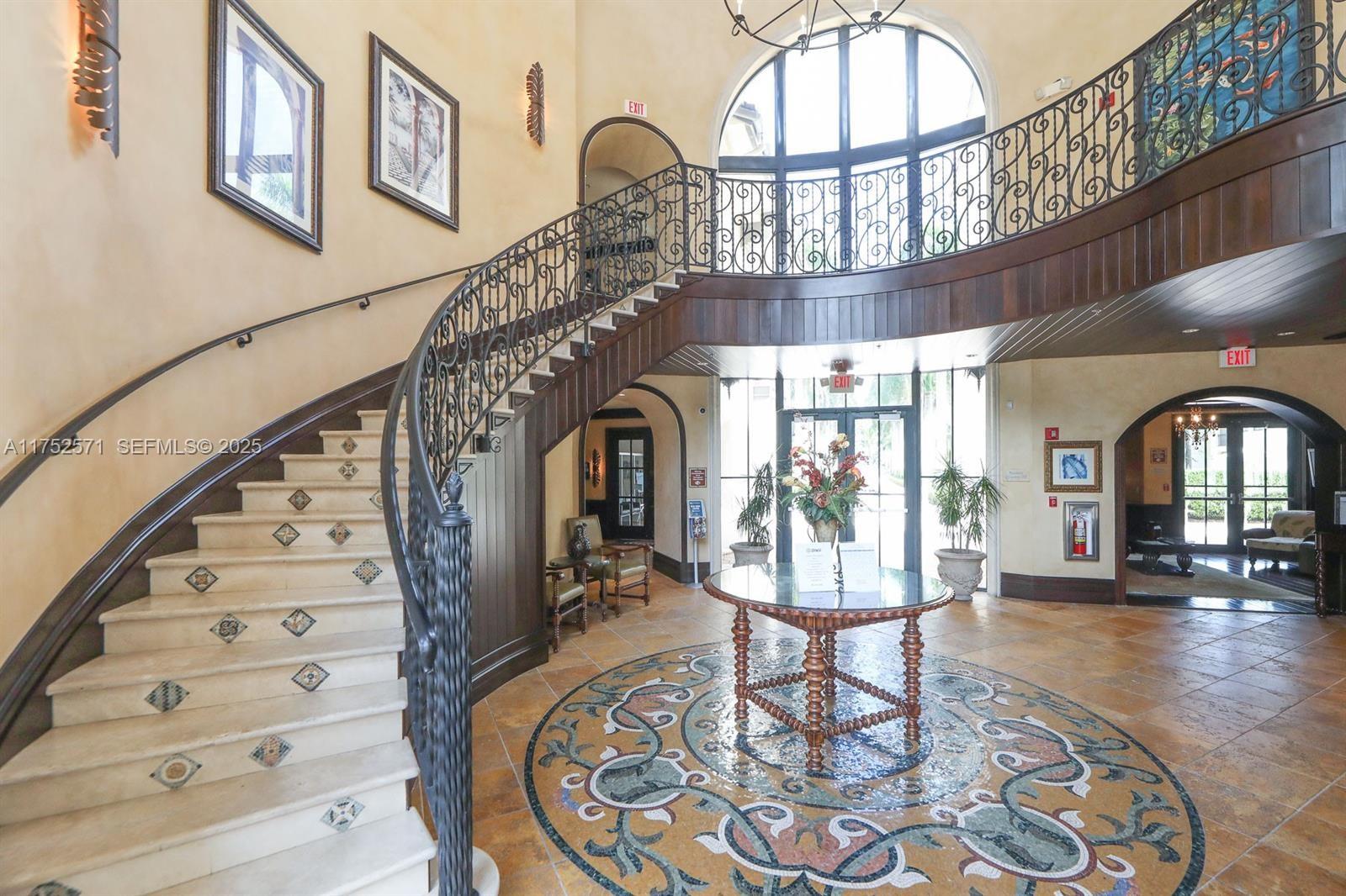 SAWGRASS LAKES - Residential