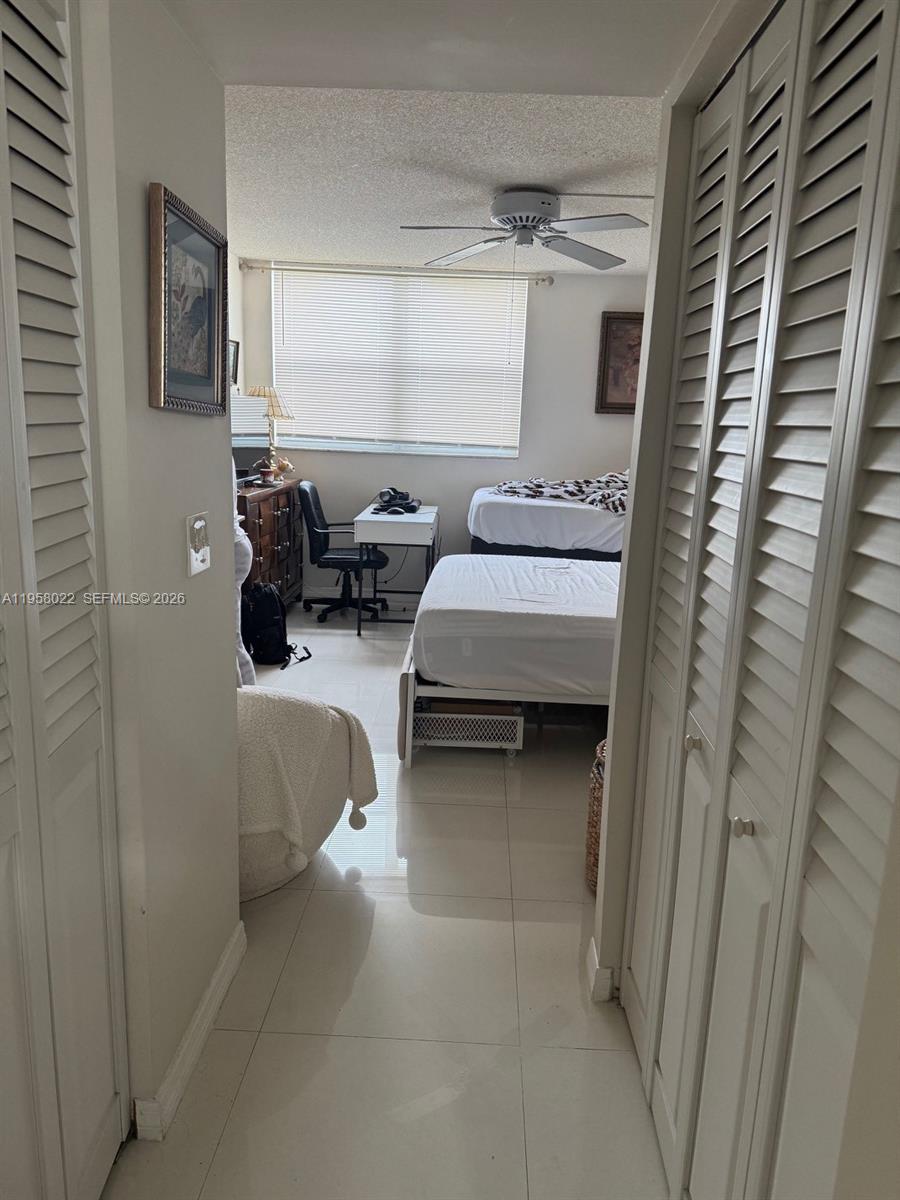 CARLTON BAY CONDO - Residential Lease