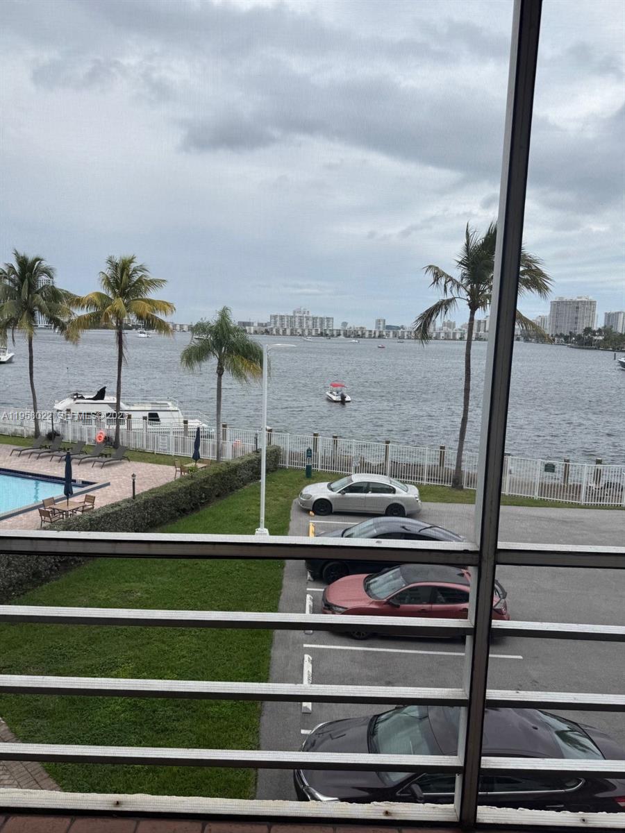 2821 N Miami Beach Blvd 3L