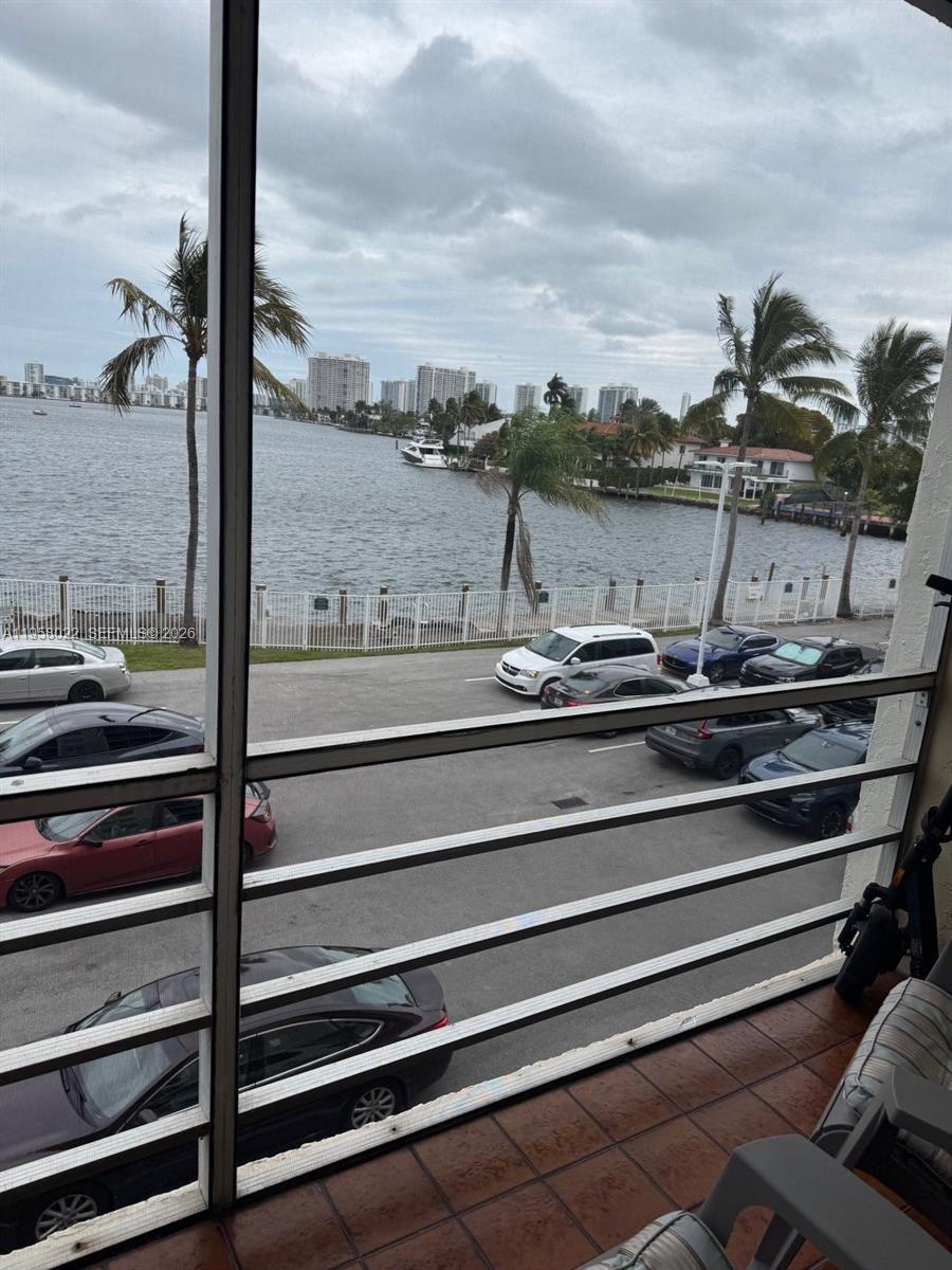 2821 N Miami Beach Blvd 3L