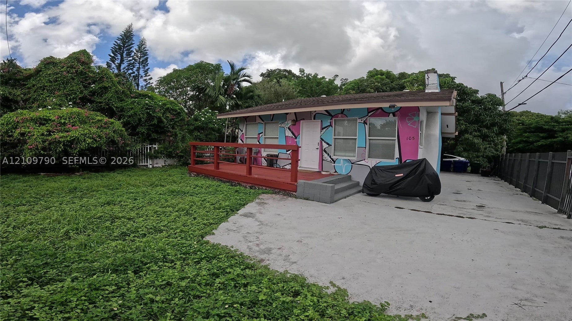 105 NW 31st St 105