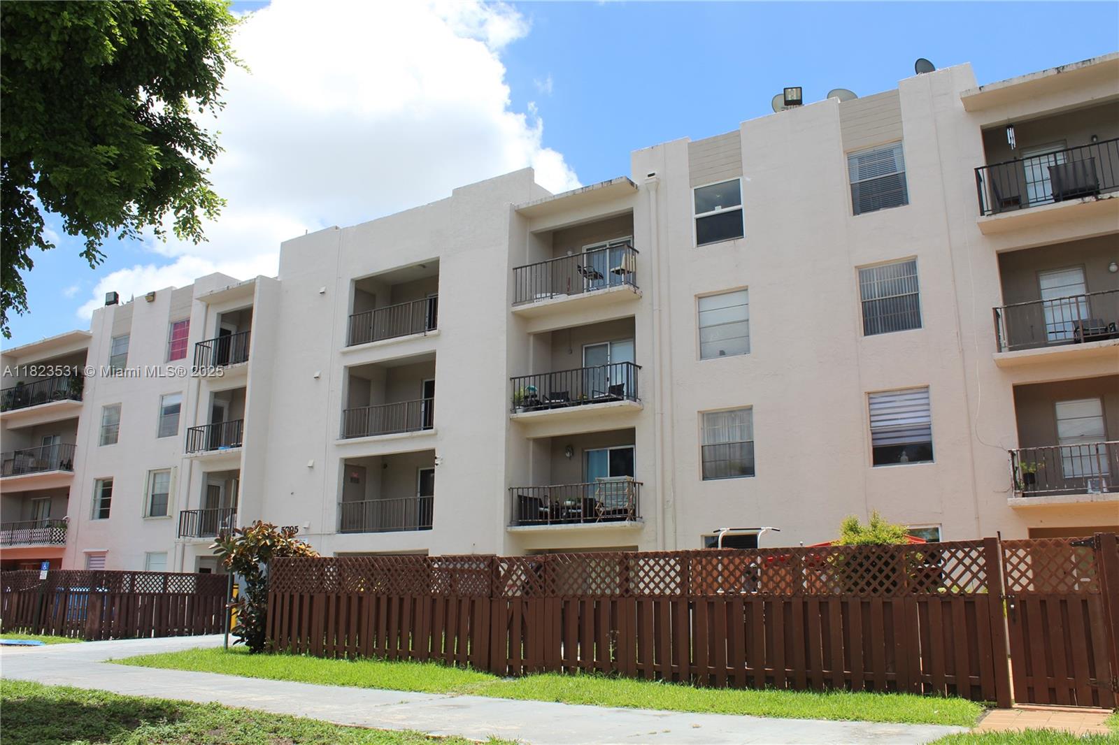 Property for Sale at 5705 W 20th Ave 310, Hialeah, Miami-Dade County, Florida - Bedrooms: 2 
Bathrooms: 2  - $239,000