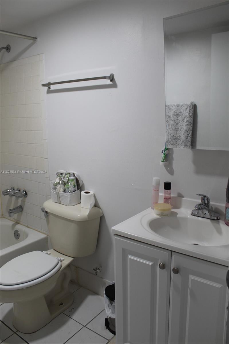 WESTLAND GARDENS CONDO - Residential