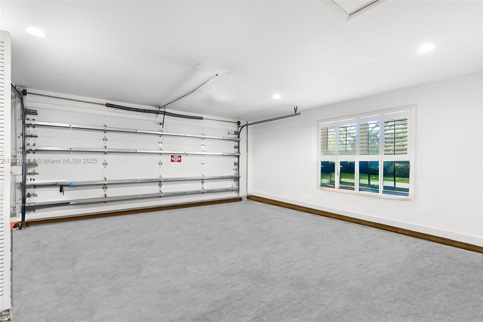 HALLMARK HGTS ESTS 6TH ADD - Residential