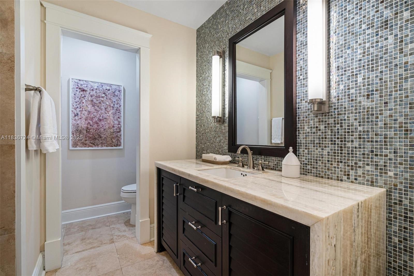 HALLMARK HGTS ESTS 6TH ADD - Residential