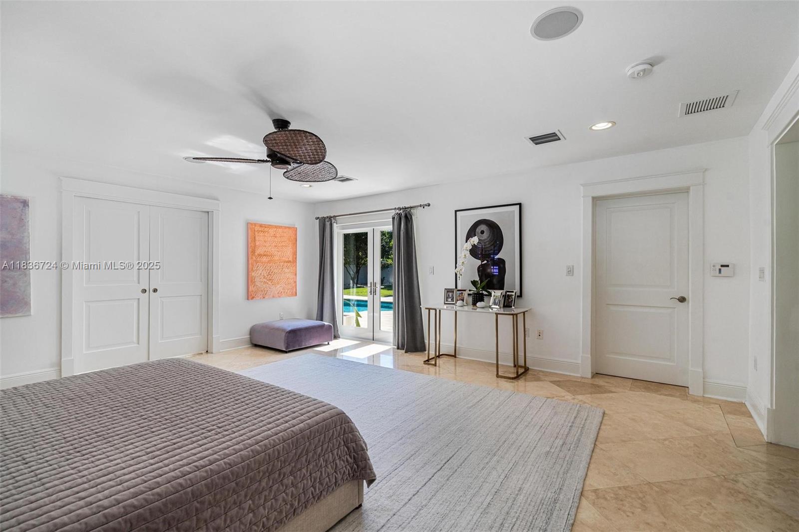 HALLMARK HGTS ESTS 6TH ADD - Residential