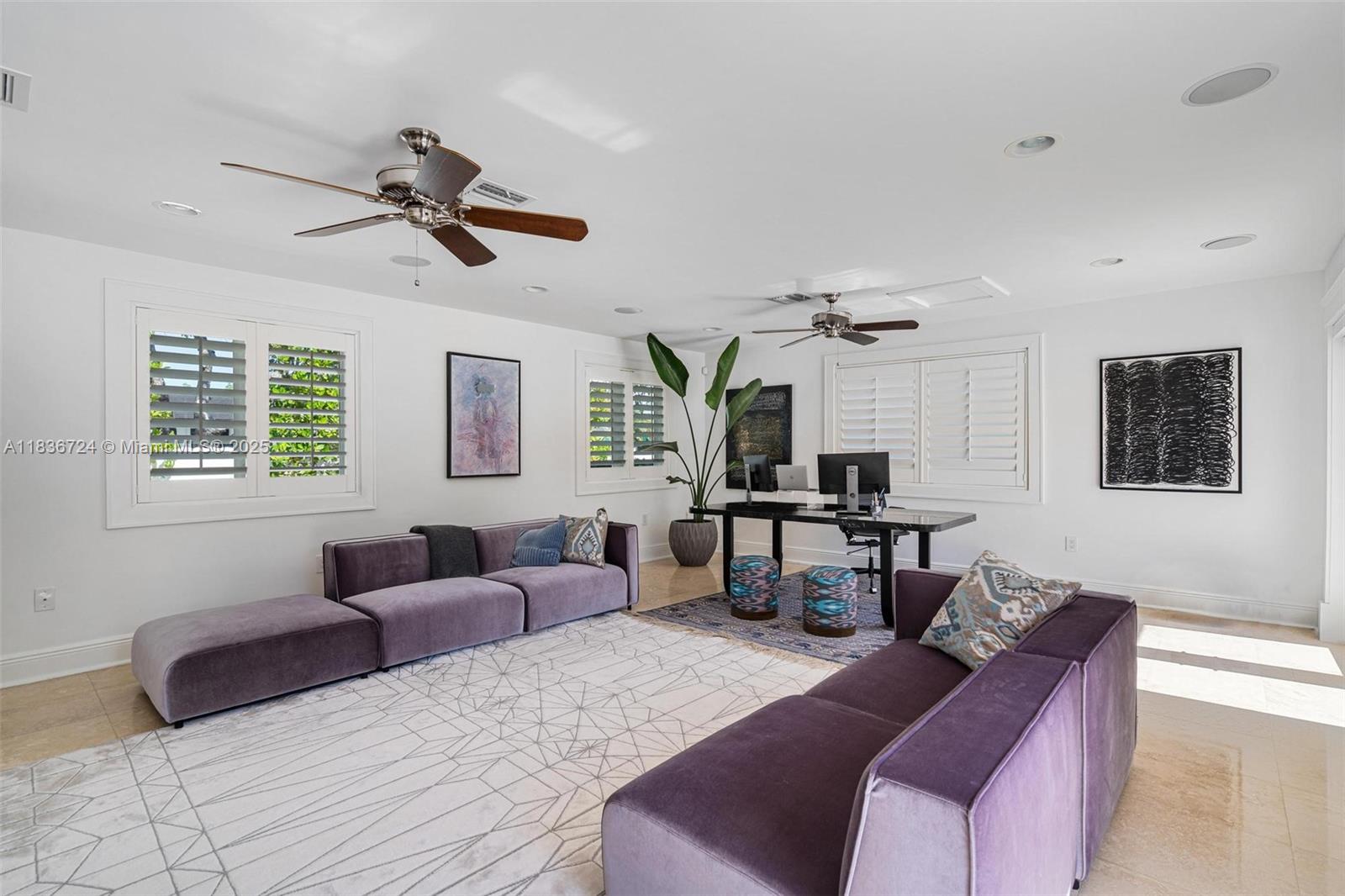 HALLMARK HGTS ESTS 6TH ADD - Residential