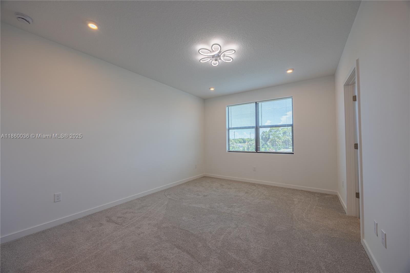 FOREST OAKS RESIDENTIAL P - Residential Lease