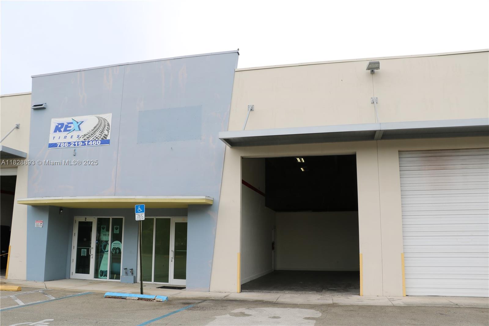 10990 NW 138th St