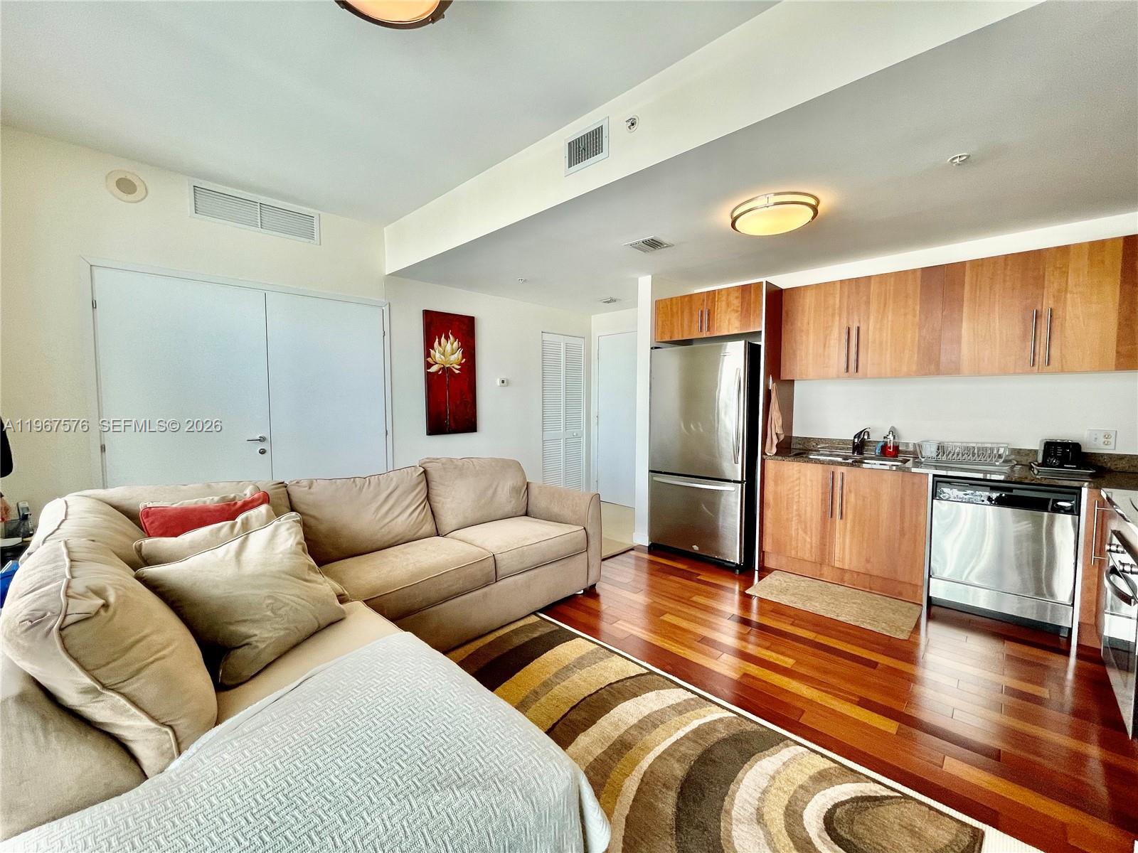 300 S Biscayne Blvd T-3403