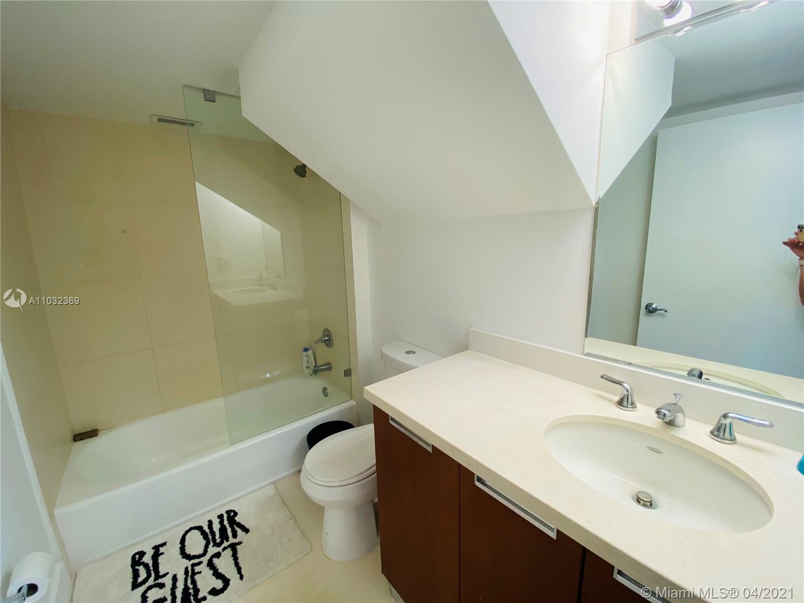 NORMANDY GOLF COURSE PG 4 - Residential Lease