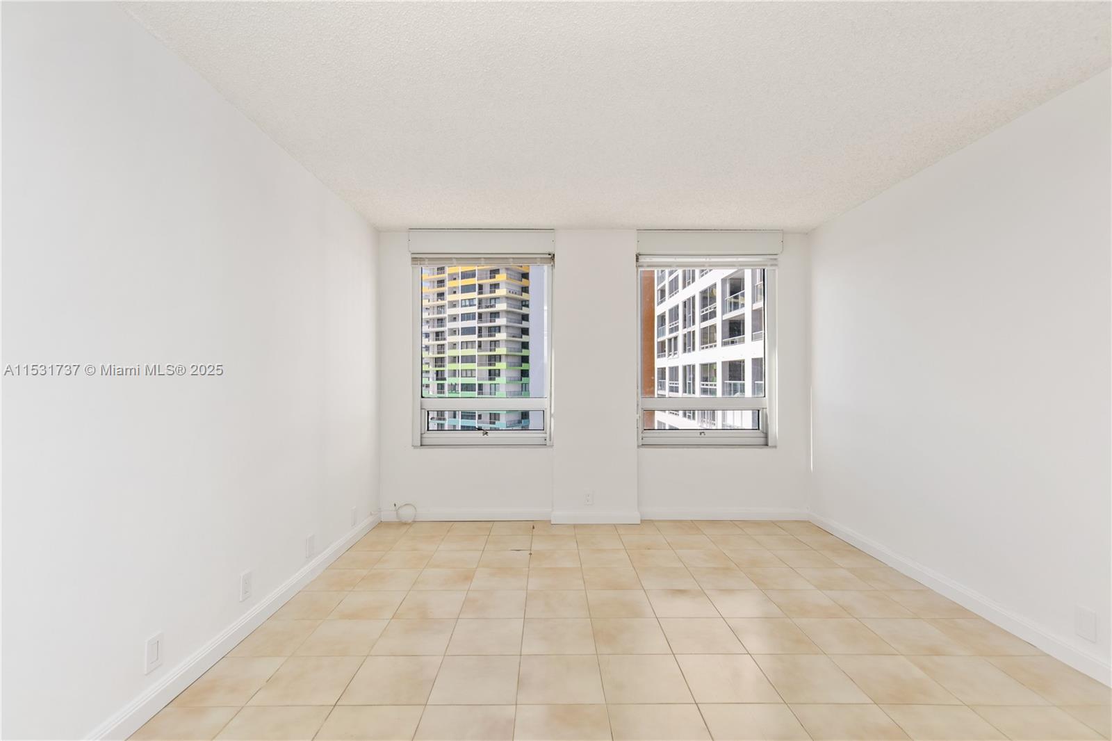 THE PALACE CONDO - Residential