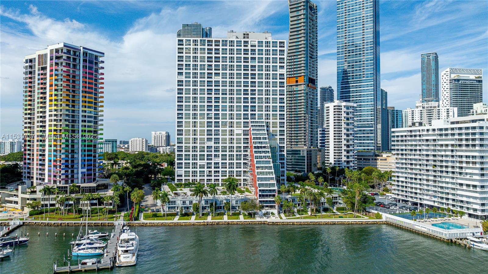 THE PALACE CONDO - Residential