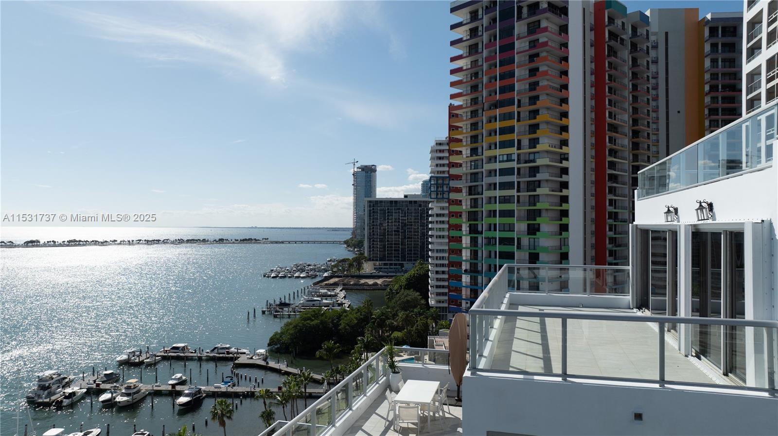 THE PALACE CONDO - Residential