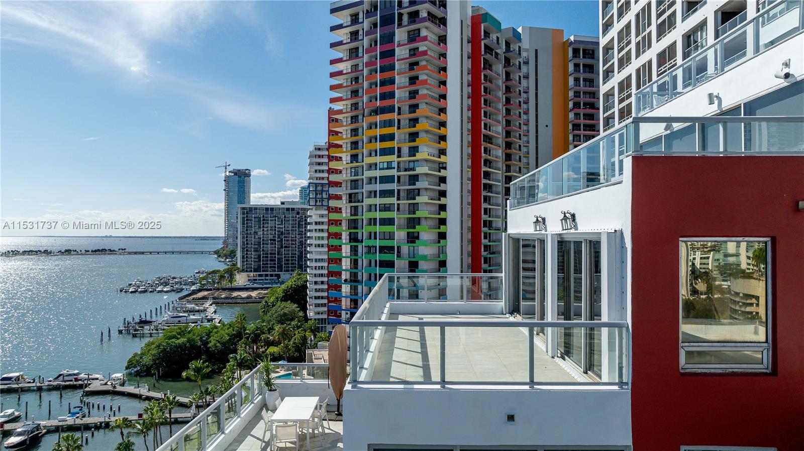 THE PALACE CONDO - Residential