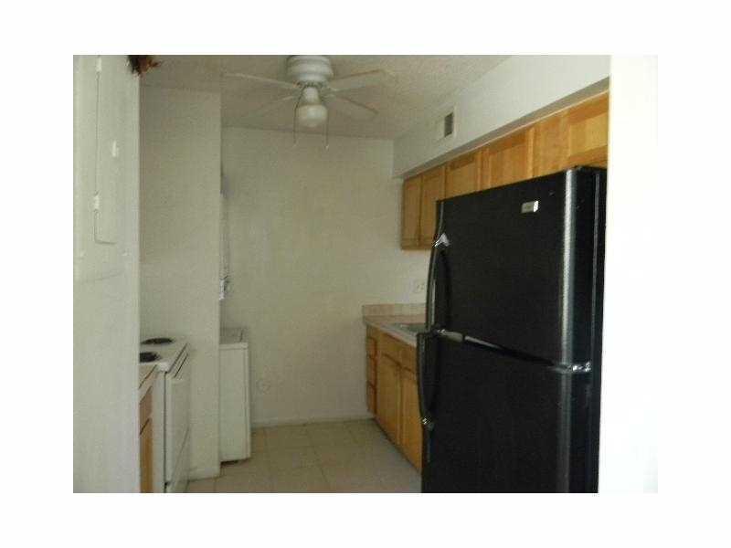 WINDMILL LAKES I CONDO - Residential Lease