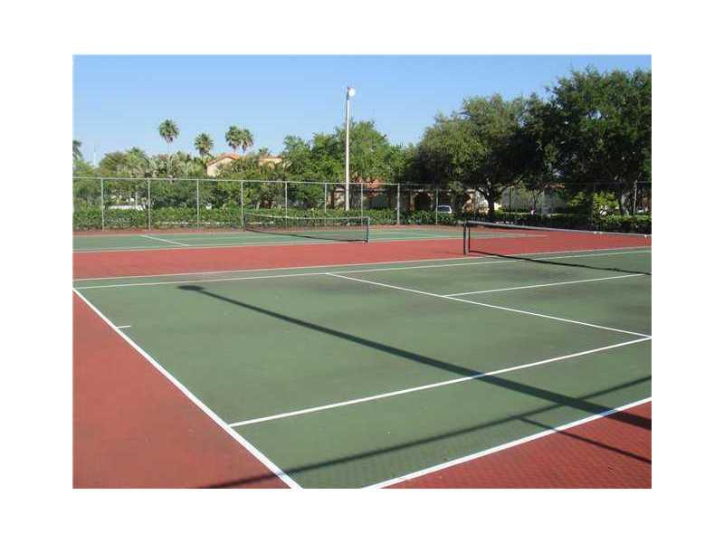 WINDMILL LAKES I CONDO - Residential Lease