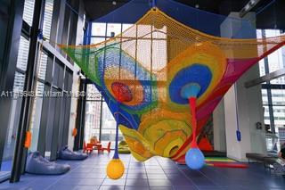 1010 BRICKELL CONDO - Residential Lease