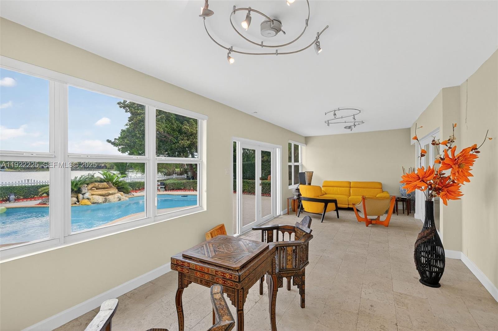 SNAPPER CREEK PARK UNIT N - Residential