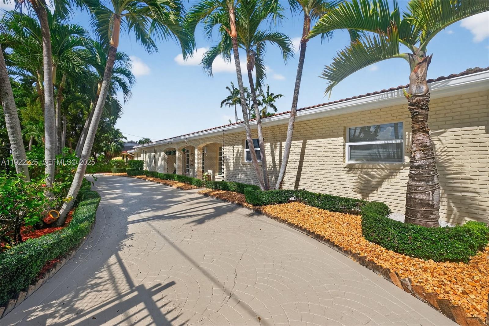 SNAPPER CREEK PARK UNIT N - Residential