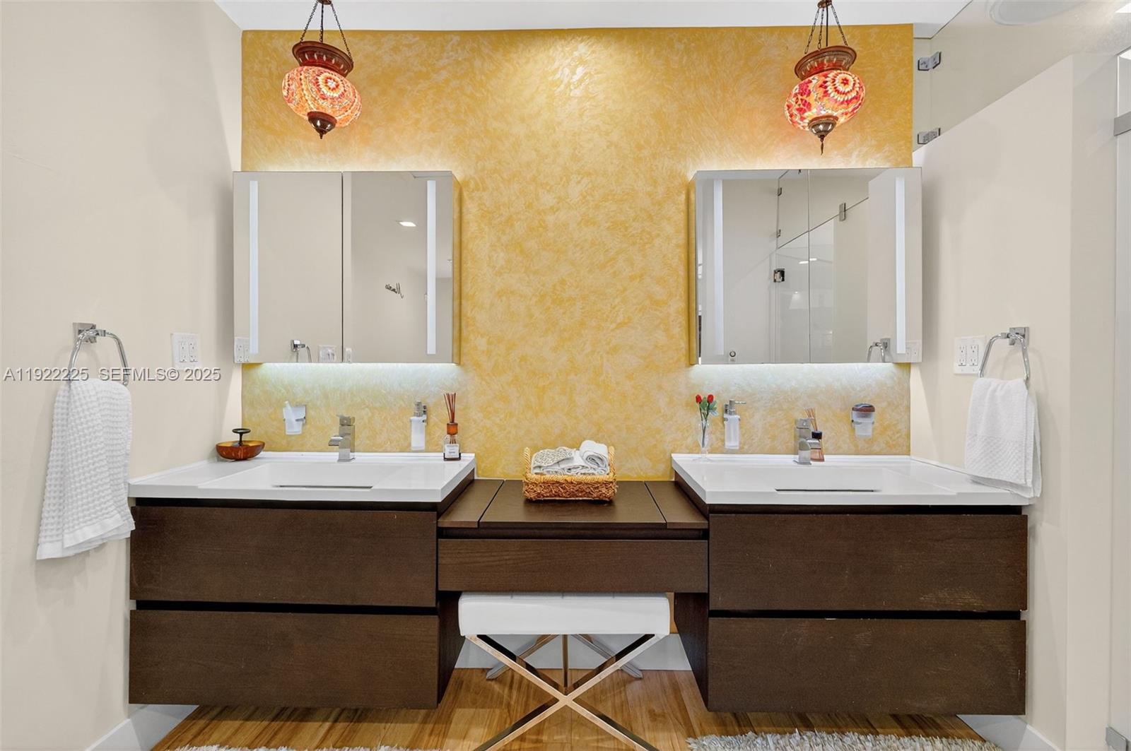 SNAPPER CREEK PARK UNIT N - Residential