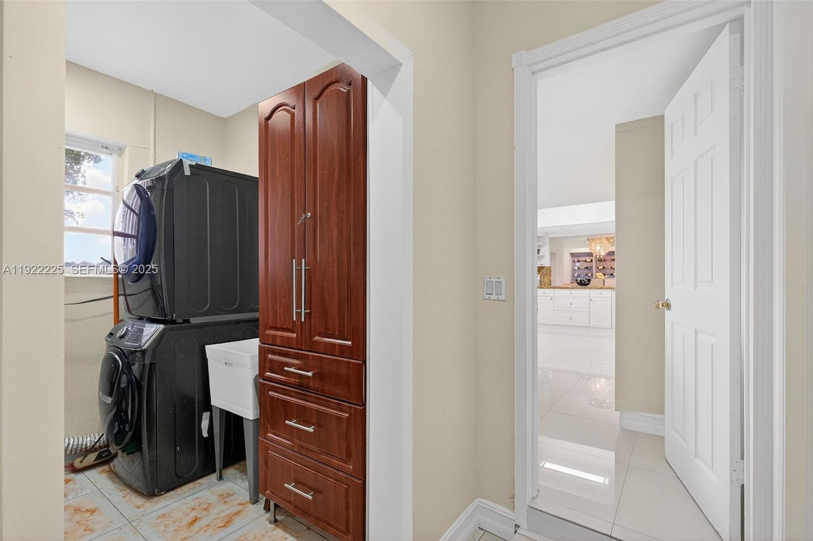 SNAPPER CREEK PARK UNIT N - Residential