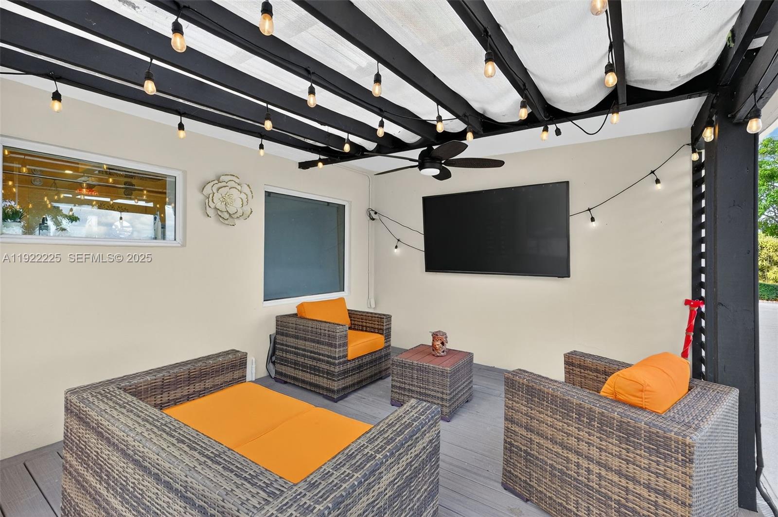 SNAPPER CREEK PARK UNIT N - Residential