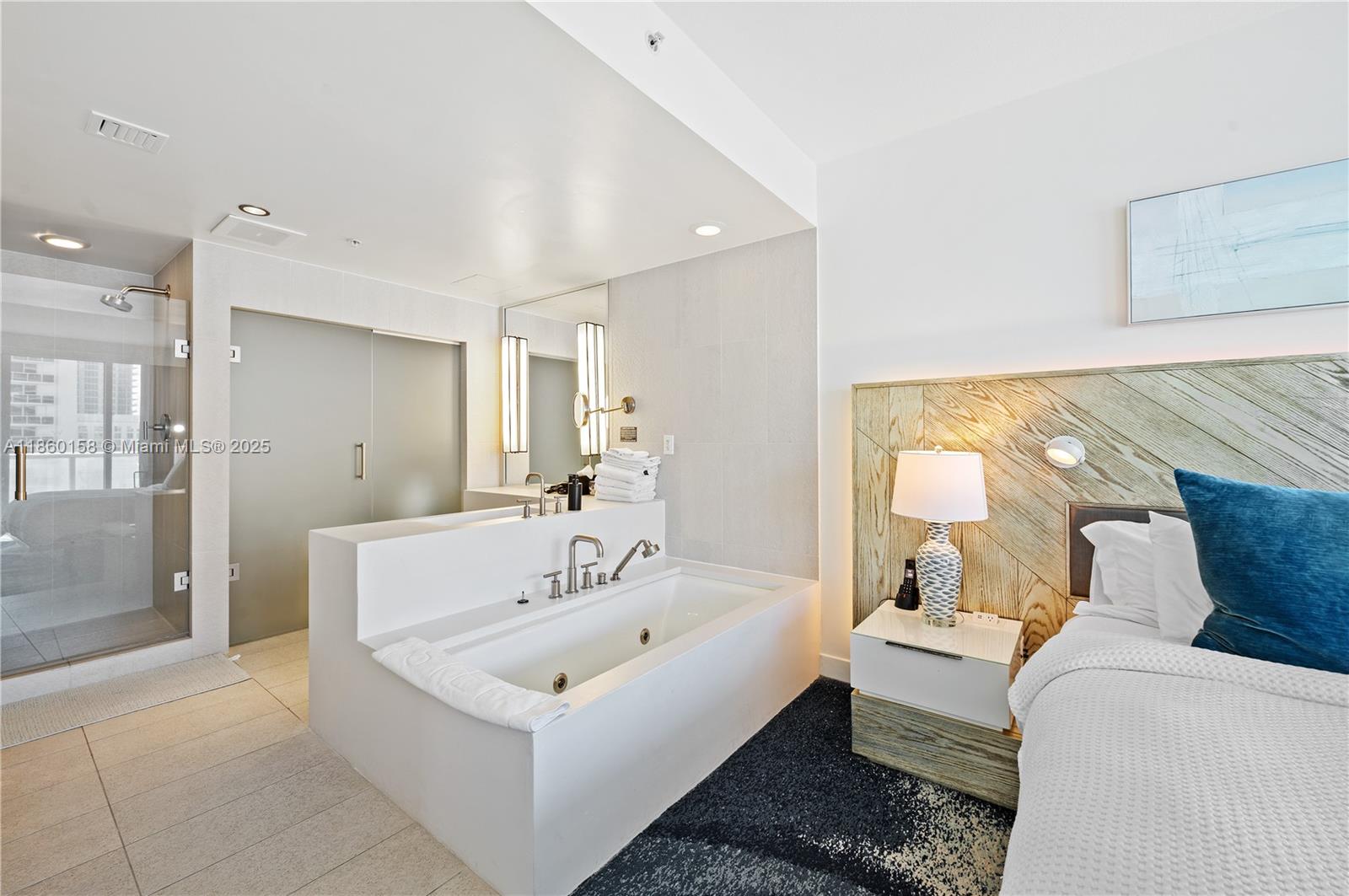 FORT LAUDERDALE RESIDENCE - Residential