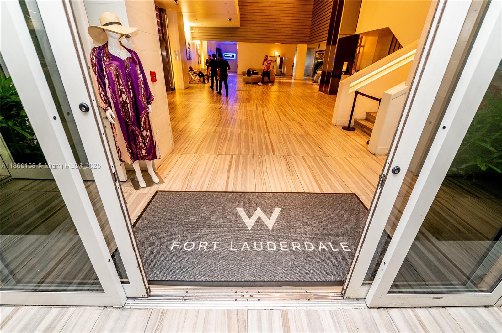 FORT LAUDERDALE RESIDENCE - Residential