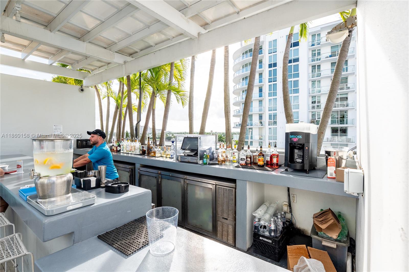 FORT LAUDERDALE RESIDENCE - Residential