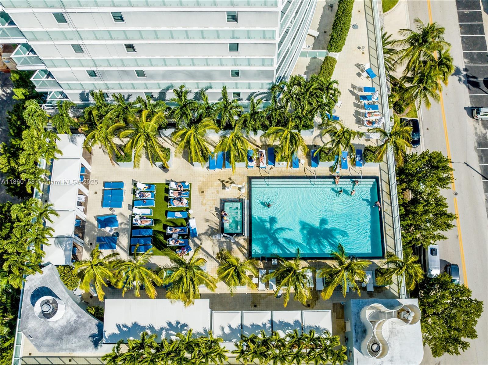 FORT LAUDERDALE RESIDENCE - Residential