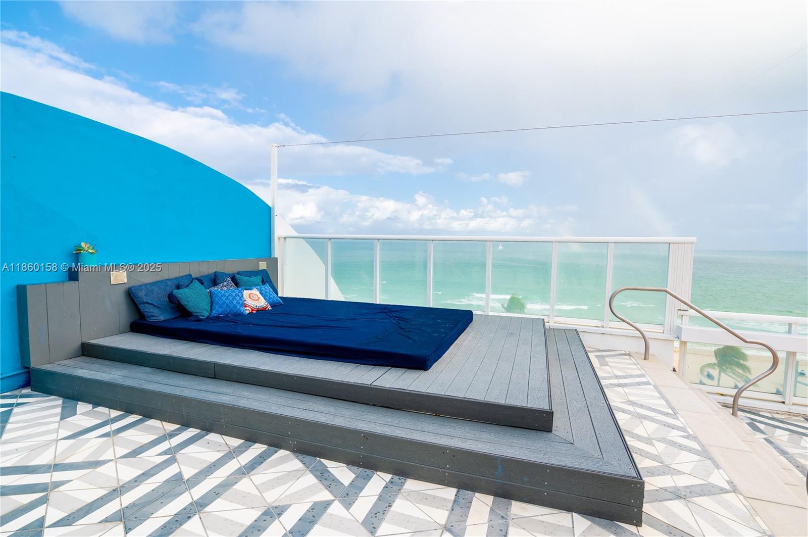 FORT LAUDERDALE RESIDENCE - Residential