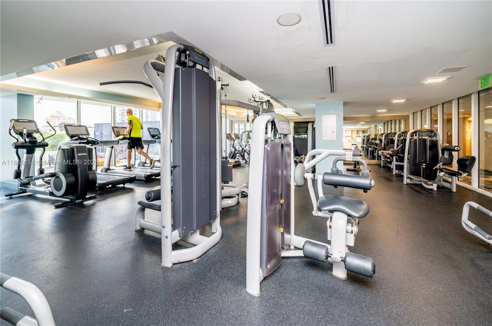 FORT LAUDERDALE RESIDENCE - Residential