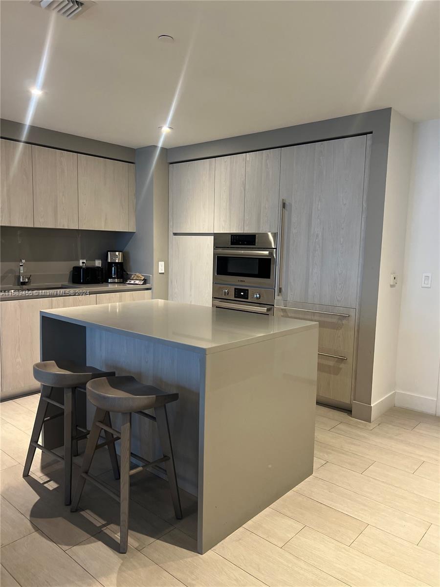 4010 SOUTH OCEAN CONDO - Residential
