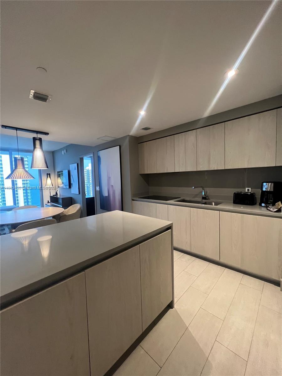 4010 SOUTH OCEAN CONDO - Residential